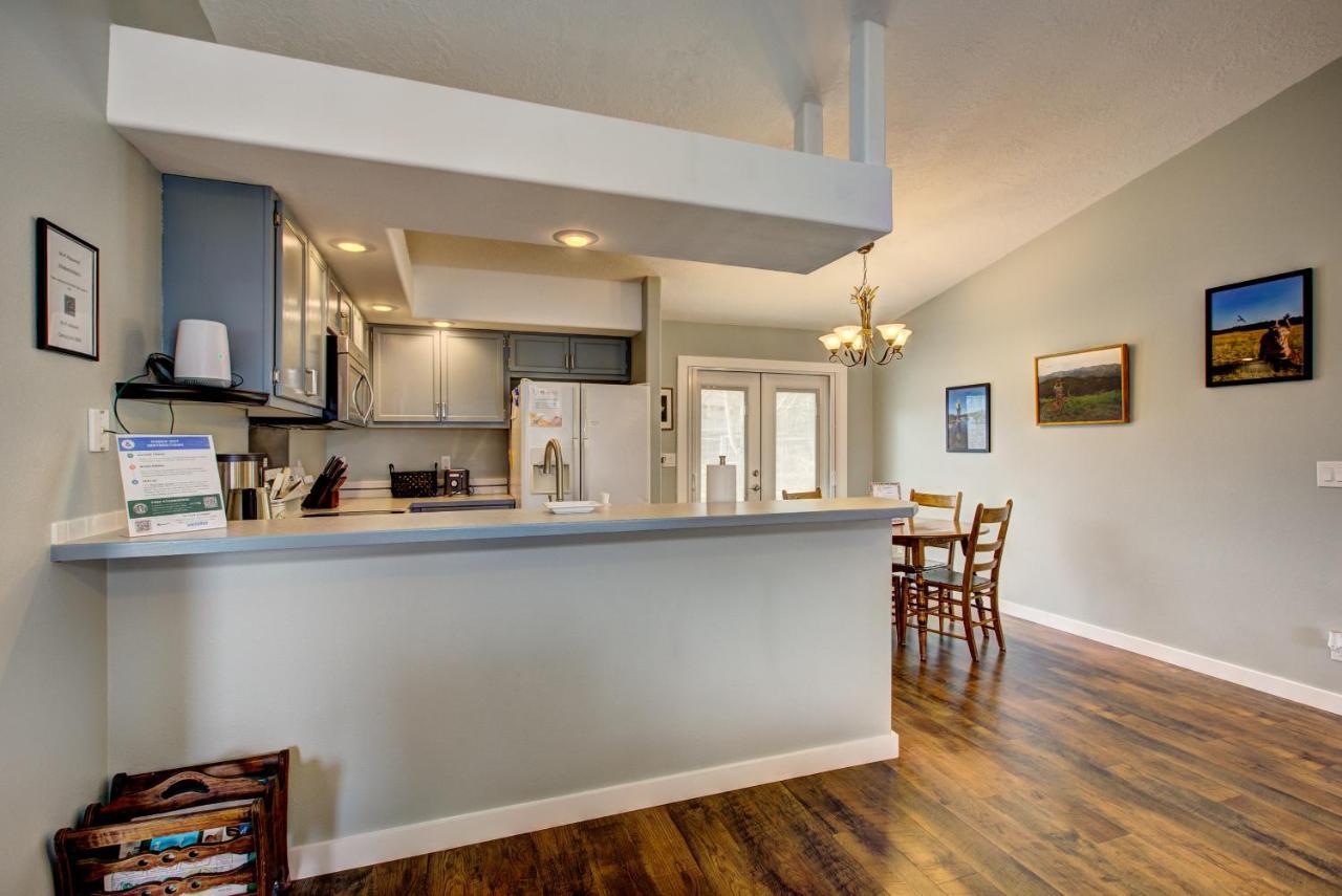 Hello Dolly! 3 Beds, 2 Bath, 2 Tv'S, Fireplace, Quiet Neighborhood In Star, Id Minutes From Walking Trails And River Views Eagle Eksteriør bilde
